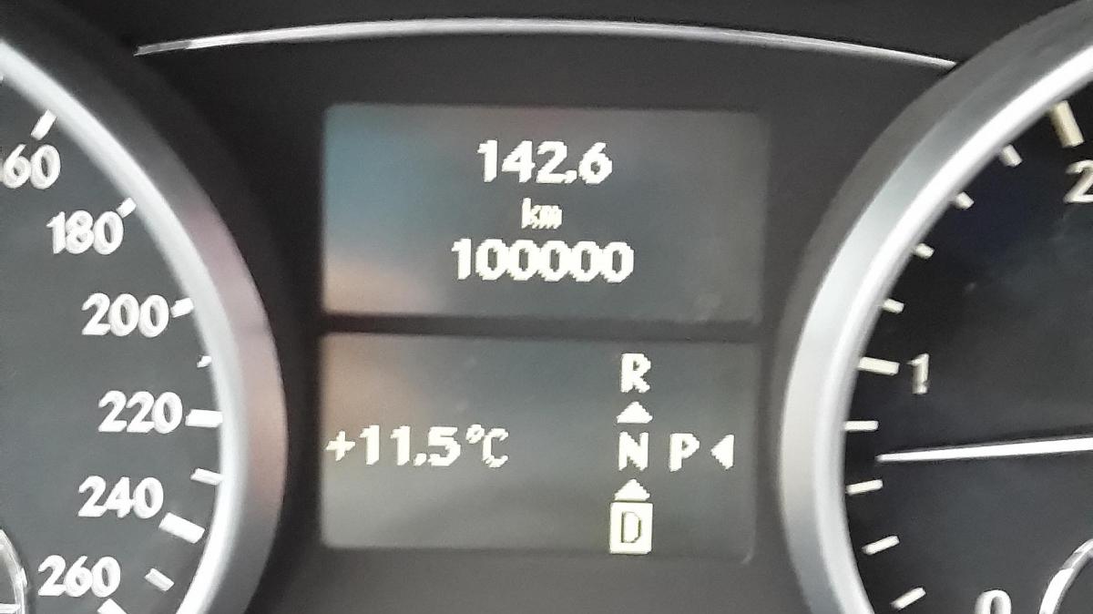 100000.jpg